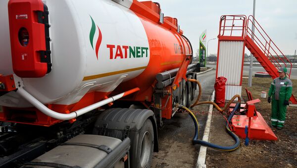 俄鞑靼石油公司1-6月的石油产量增加18.2万吨 超1330万吨 - 俄罗斯卫星通讯社
