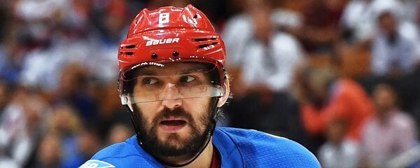 俄罗斯前锋球员亚历山大•奥维契金 - 俄罗斯卫星通讯社