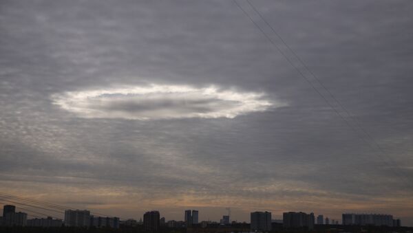 Светящаяся воронка над Москвой - 俄羅斯衛星通訊社