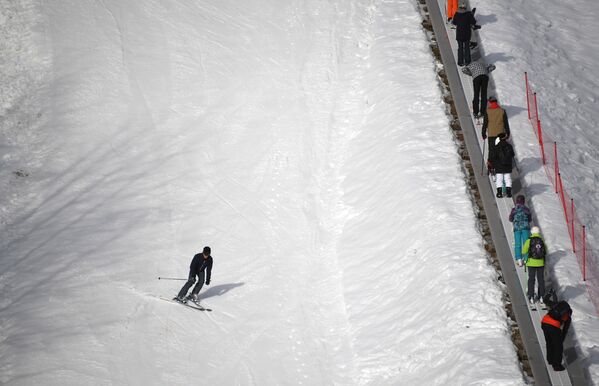索契“羅莎庫塔”高山滑雪度假村開始營業季 - 俄羅斯衛星通訊社