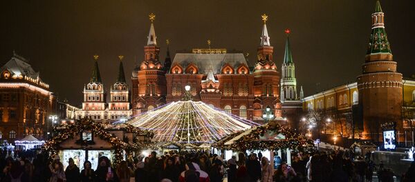 莫斯科红场附近商场因炸弹威胁电话疏散四千多人 - 俄罗斯卫星通讯社