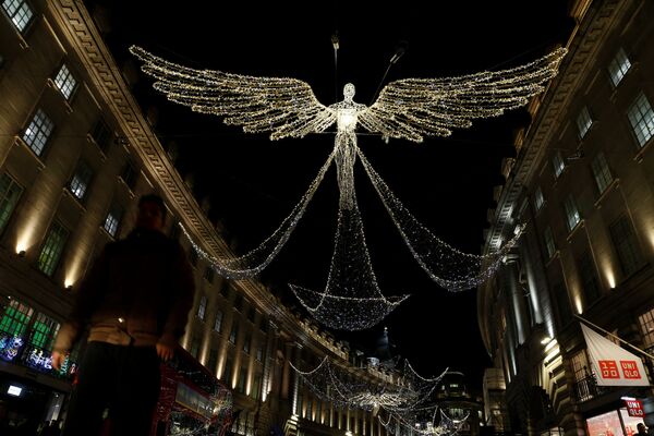 倫敦街頭的聖誕燈飾 - 俄羅斯衛星通訊社