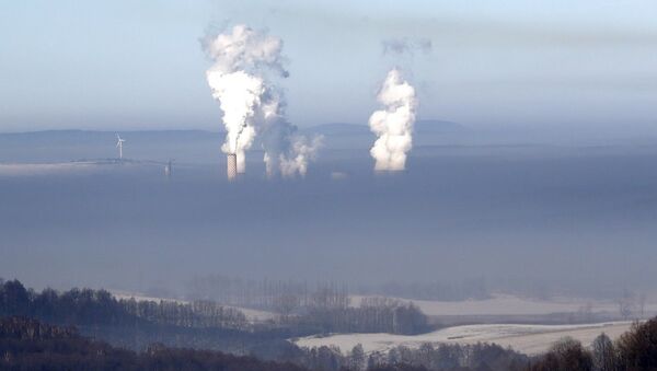 俄车里雅宾斯克居民对空气污染的投诉数量增长2倍 - 俄罗斯卫星通讯社