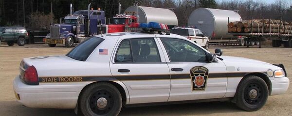 美国警方：杰克逊维尔市枪击案嫌疑人已经死亡 - 俄罗斯卫星通讯社