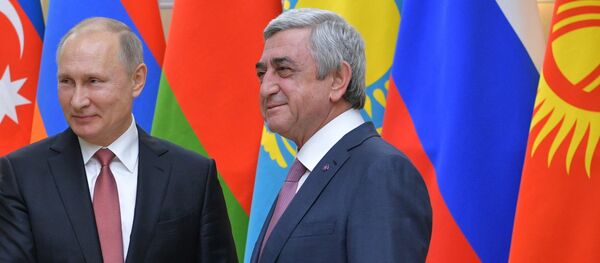 俄罗斯总统普京和亚美尼亚总统萨尔基相 - 俄罗斯卫星通讯社