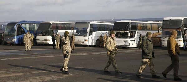 顿巴斯地区启动自冲突爆发以来最大规模俘虏交换行动 - 俄罗斯卫星通讯社