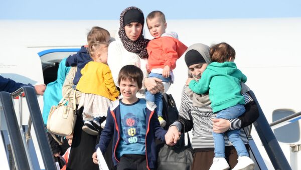 俄官員：約40名婦女兒童從伊拉克返回達吉斯坦 - 俄羅斯衛星通訊社