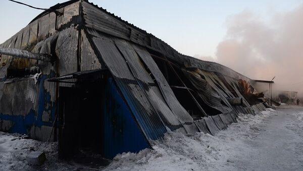 中国驻俄领事官员赴俄仓库火灾现场处置中国公民伤亡事宜 - 俄罗斯卫星通讯社