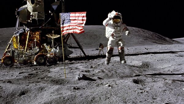 曾进行月球行走的美国传奇宇航员约翰·杨去世 - 俄罗斯卫星通讯社