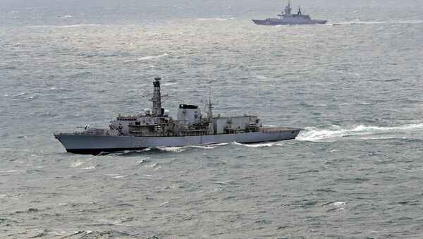 英國海軍護衛艦在英吉利海峽跟蹤俄軍艦 - 俄羅斯衛星通訊社