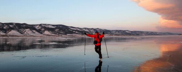 贝加尔湖 - 俄罗斯卫星通讯社