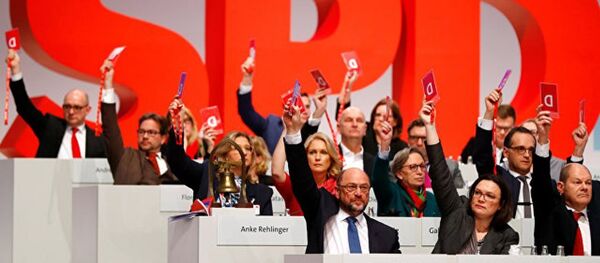 根據同聯盟黨會談結果達成開始組建政府的協議 - 俄羅斯衛星通訊社