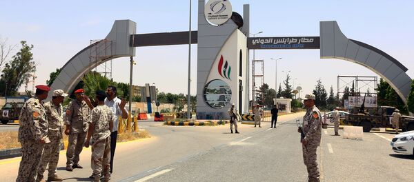 黎波里國際機場 - 俄羅斯衛星通訊社