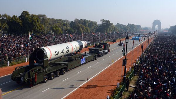 Missile Agni V is displayed during the Republic Day parade in New Delhi  - 俄罗斯卫星通讯社