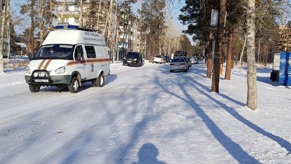 19日烏蘭烏德第五中學的7年級學生遭到襲擊 - 俄羅斯衛星通訊社