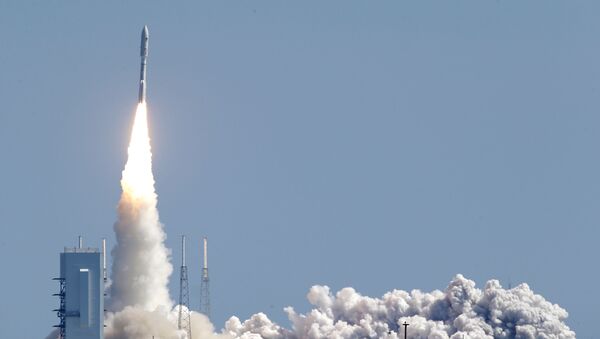 Старт ракеты-носителя Atlas V с навигационным спутником для ВМФ США с космодрома на мысе Канаверал - 俄罗斯卫星通讯社