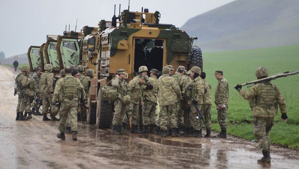 土耳其武装部队总参谋长视察土叙边境军队 - 俄罗斯卫星通讯社