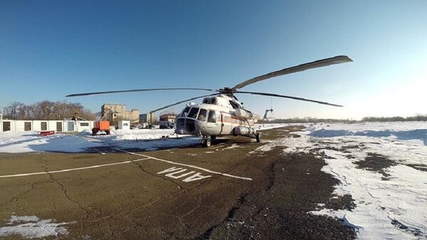 Вертолет Ми-8 Хабаровского авиационно-спасательного центра МЧС России, принимающий участие в поисках судна Восток - 俄羅斯衛星通訊社