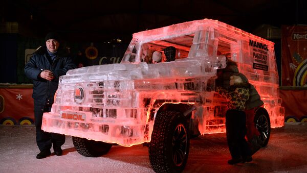 酷炫冰造汽车现俄罗斯街头博人眼球 - 俄罗斯卫星通讯社