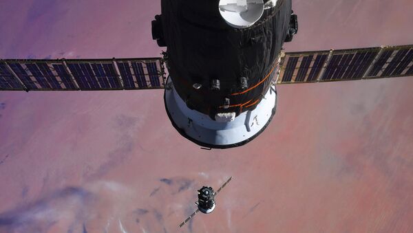 搭载国际空间站新一期考察组的飞船发射升空 - 俄罗斯卫星通讯社