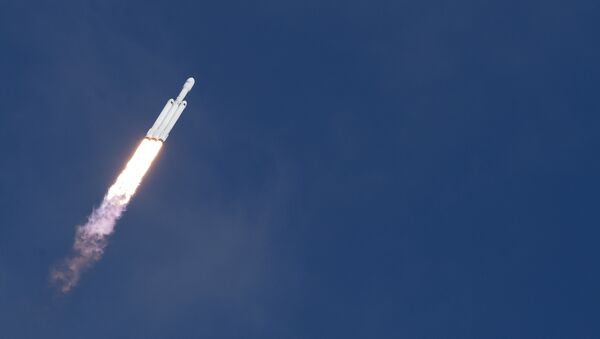 “獵鷹9”火箭搭載西班牙Hispasat通信衛星在美國佛州發射升空 - 俄羅斯衛星通訊社