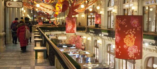 Тематические украшения ГУМа к фестивалю, посвященному китайскому Новому году - 俄罗斯卫星通讯社