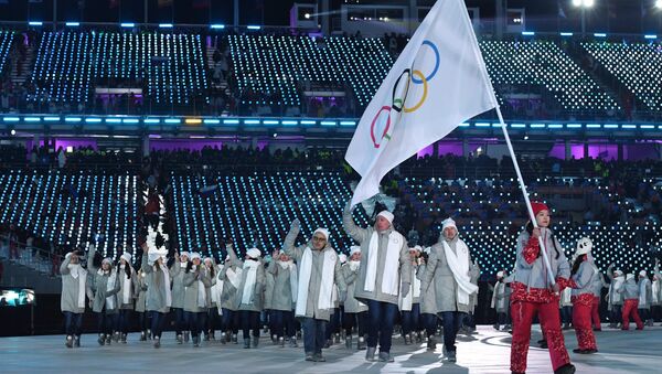 平昌冬奧會開幕式觀眾喜悅地迎接入場的俄羅斯運動員 - 俄羅斯衛星通訊社