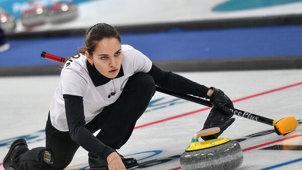外國粉絲稱佈雷茲加洛娃是史上最美冰壺運動員 - 俄羅斯衛星通訊社