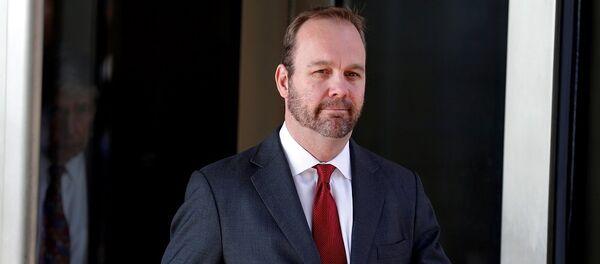 盖茨 - 俄罗斯卫星通讯社