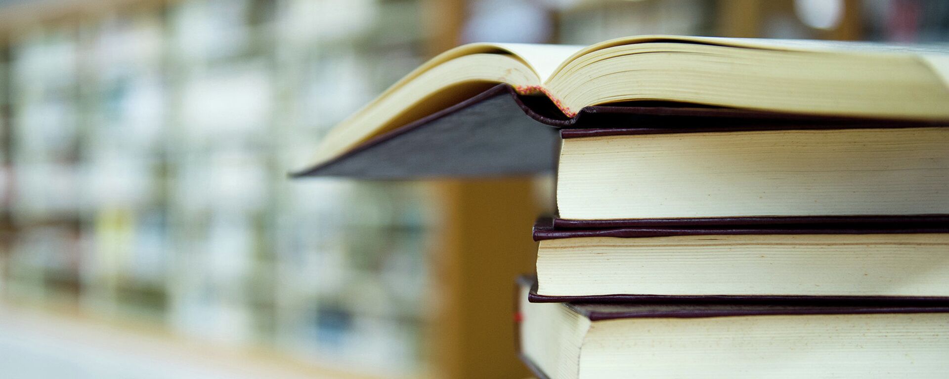 俄羅斯埃克斯莫出版集團計劃將對華版權銷售量提高三倍 - 俄羅斯衛星通訊社, 1920, 13.02.2026