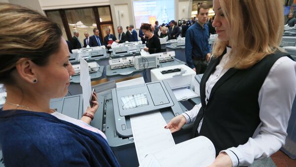 俄羅斯人在希臘排隊提前進行俄總統大選投票 - 俄羅斯衛星通訊社