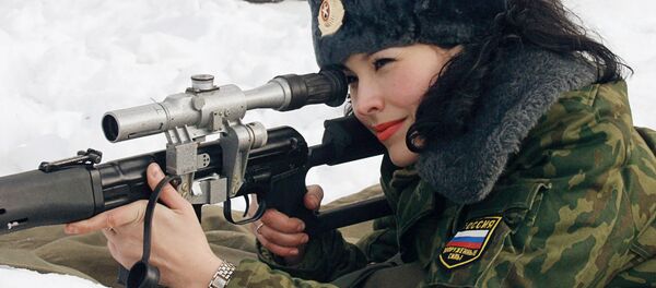 俄羅斯全軍“肩章美女”選美大賽決賽佳麗 - 俄羅斯衛星通訊社