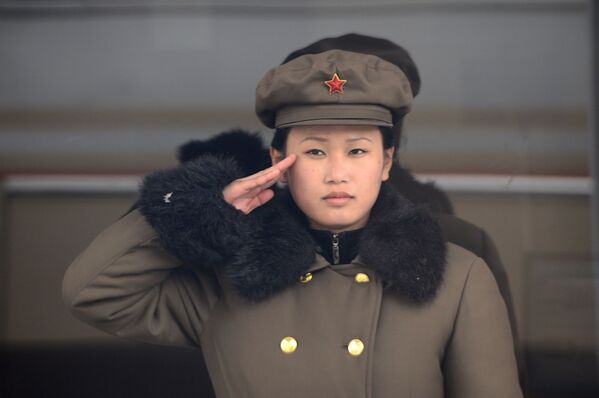 朝鲜女兵 - 俄罗斯卫星通讯社