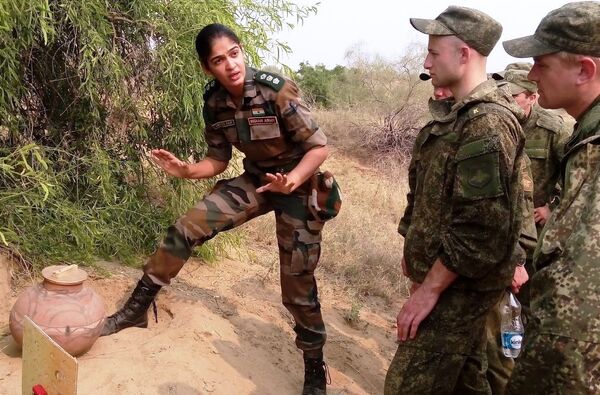印度女軍官 - 俄羅斯衛星通訊社
