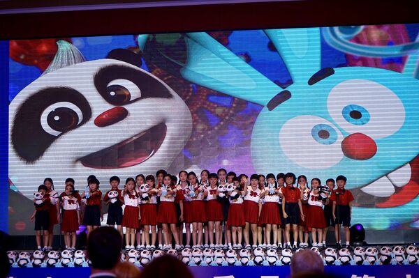 去年7月在俄中友好、和平与发展委员会第11次会议期间双方签署了联合拍摄动画片协议。 去年7月在俄中友好、和平与发展委员会第11次会议期间双方签署了联合拍摄动画片协议。 - 俄罗斯卫星通讯社