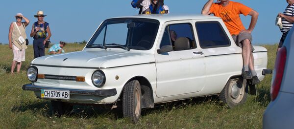 扎波羅熱汽車飆車 扎波羅熱汽車飆車 - 俄羅斯衛星通訊社