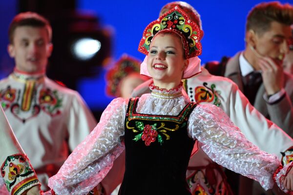 克里米亚入俄四周年音乐会集会在莫斯科举行 - 俄罗斯卫星通讯社