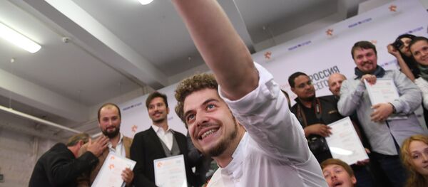 安德烈·斯捷宁国际新闻摄影大赛参赛人数创新高 - 俄罗斯卫星通讯社