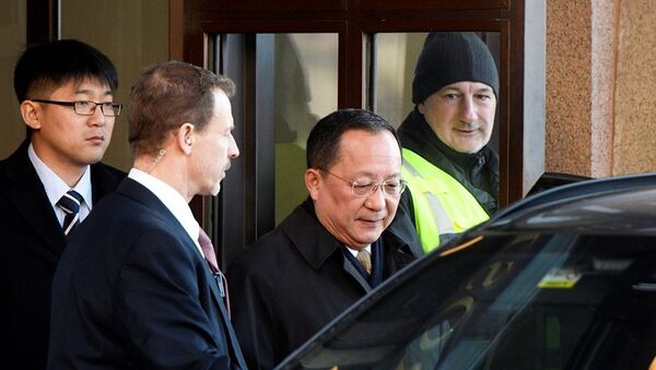 朝鲜外务相李勇浩对斯德哥尔摩进行访问。 - 俄罗斯卫星通讯社