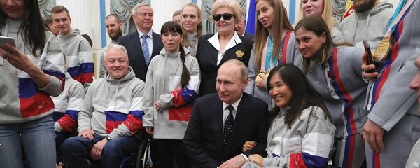 普京：俄羅斯將繼續捍衛清白運動員的榮譽 - 俄羅斯衛星通訊社