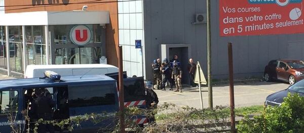 法國特雷貝市鎮的人質劫持事件中一人喪生 - 俄羅斯衛星通訊社