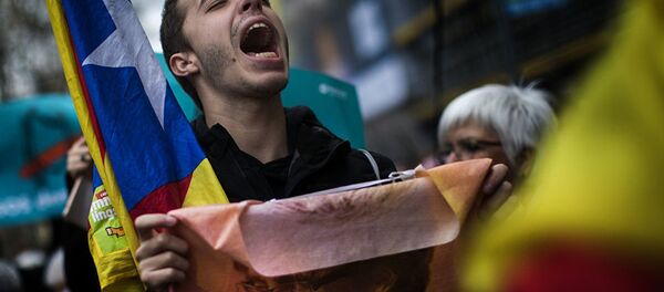 加泰羅尼亞抗議人群 - 俄羅斯衛星通訊社