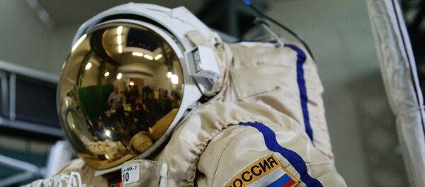 俄“联邦”号飞船新宇航服需重新设计 - 俄罗斯卫星通讯社