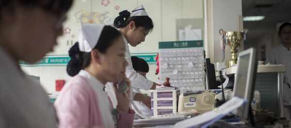 Nurses work at the Beijing Tongren Hospital - 俄罗斯卫星通讯社