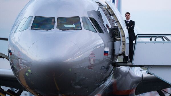 俄罗斯又一架撤侨航班从纽约飞返莫斯科 - 俄罗斯卫星通讯社