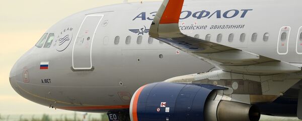 Airbus-A320 с именем А. Фет авиакомпании Аэрофлот в международном аэропорту Казань Airbus-A320 с именем А. Фет авиакомпании Аэрофлот в международном аэропорту Казань - 俄罗斯卫星通讯社