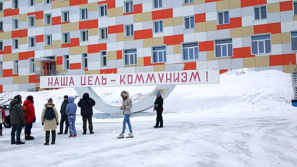 斯匹次卑尔根群岛无边无际的雪景和苏联时代印记 - 俄罗斯卫星通讯社