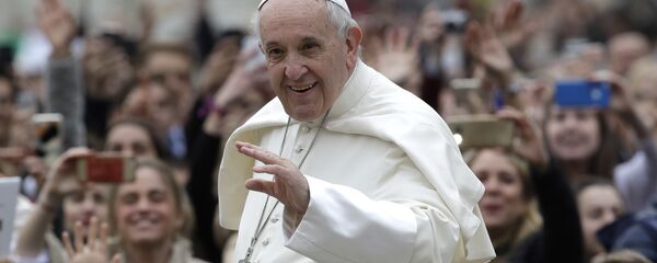 孩子在被罗马教皇亲吻后癌症病愈 - 俄罗斯卫星通讯社