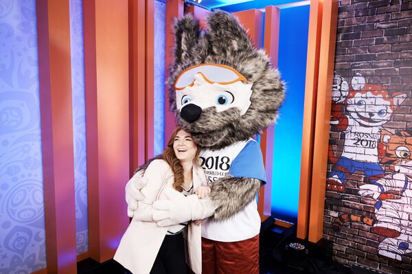 2018世界杯官方吉祥物作者葉卡捷琳娜·博恰羅娃 - 俄羅斯衛星通訊社