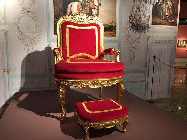 葉卡捷琳娜二世的御座(俄羅斯,18世紀60年代) 葉卡捷琳娜二世的御座(俄羅斯,18世紀60年代) - 俄羅斯衛星通訊社